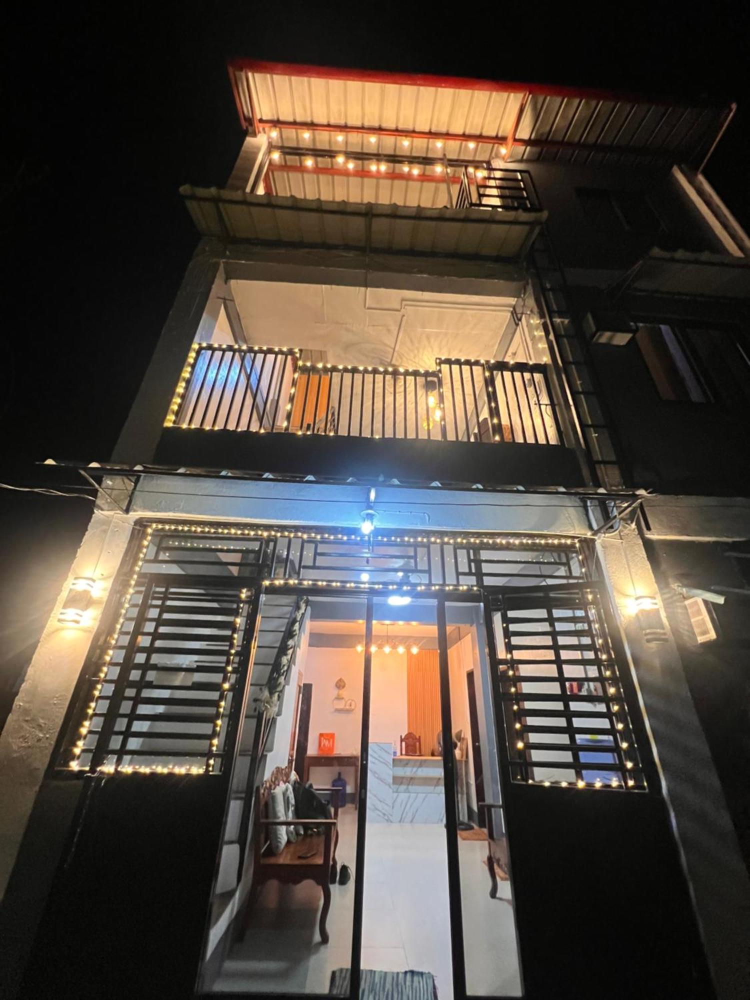 Eighty8 Tourist Inn Coron Exterior photo